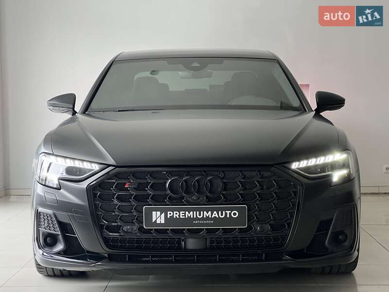Седан Audi S8 2022 в Києві