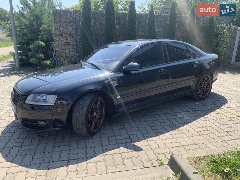 Седан Audi S8 2007 в Стрию фото 12 Седан Audi S8 2007 в Стрию