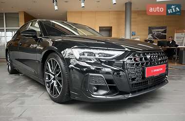 Седан Audi S8 2022 в Днепре