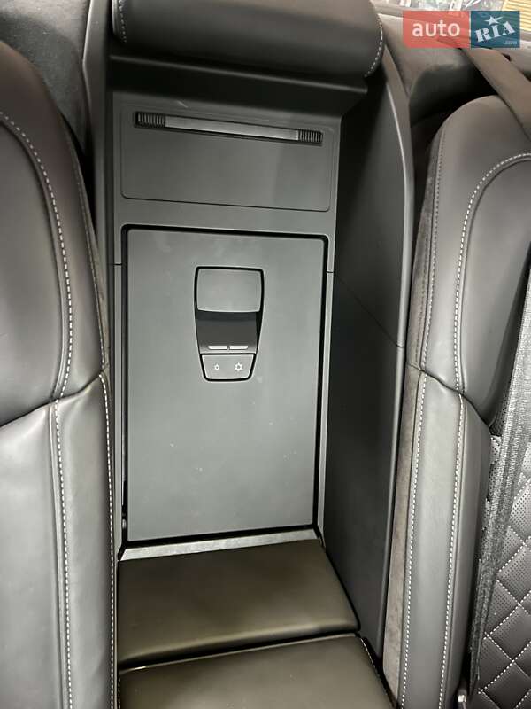 Седан Audi S8 2022 в Днепре фото 38 Седан Audi S8 2022 в Днепре