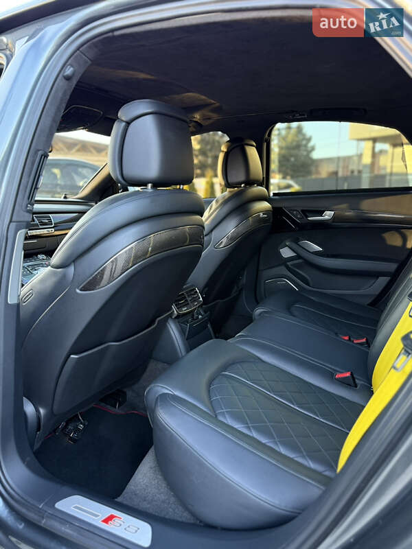 Седан Audi S8 2014 в Виноградове фото 8 Седан Audi S8 2014 в Виноградове