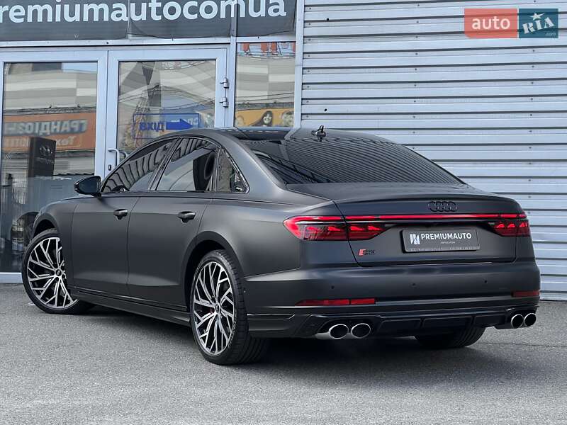 Седан Audi S8 2022 в Киеве