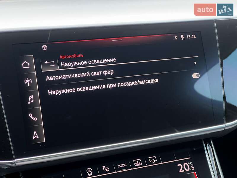 Седан Audi S8 2022 в Киеве