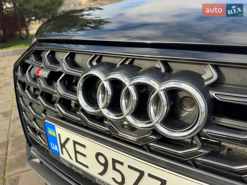Седан Audi S8 2025 в Кривом Роге