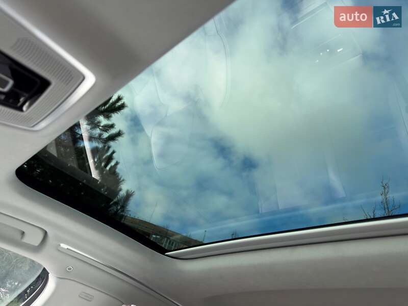 Седан Audi S8 2025 в Кривом Роге