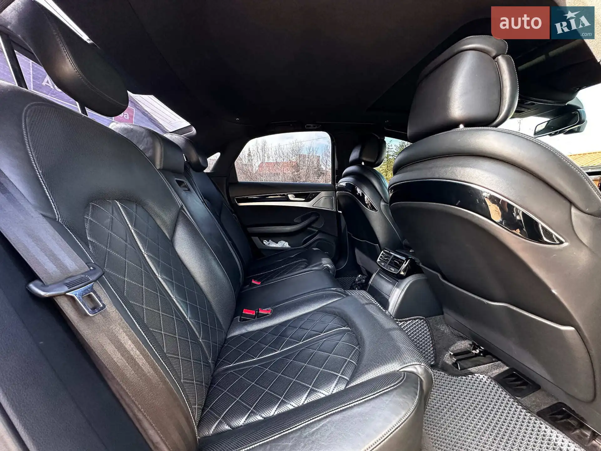 2013 Audi S8 - мініатюра 17