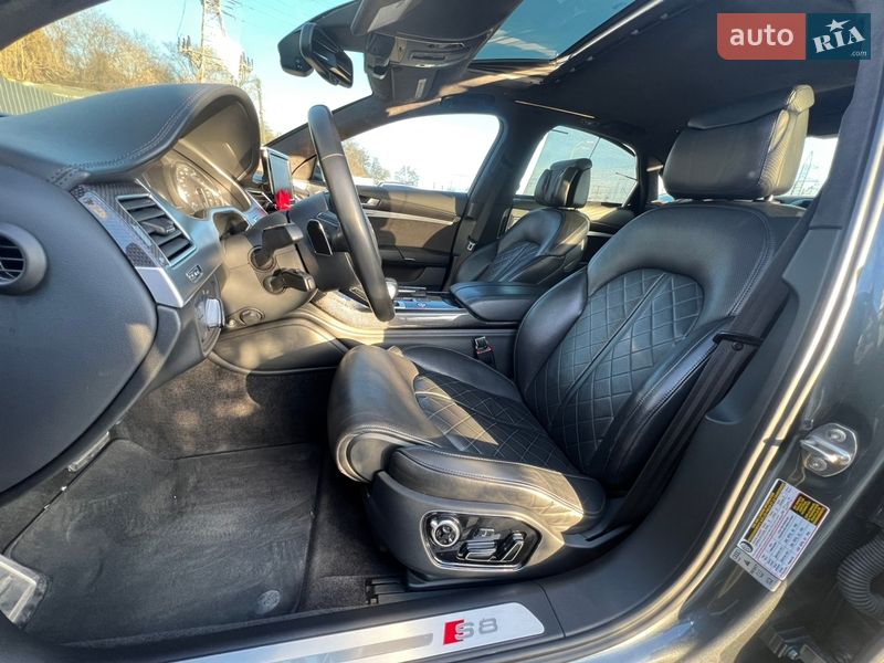 Седан Audi S8 2012 в Киеве фото 22 Седан Audi S8 2012 в Киеве