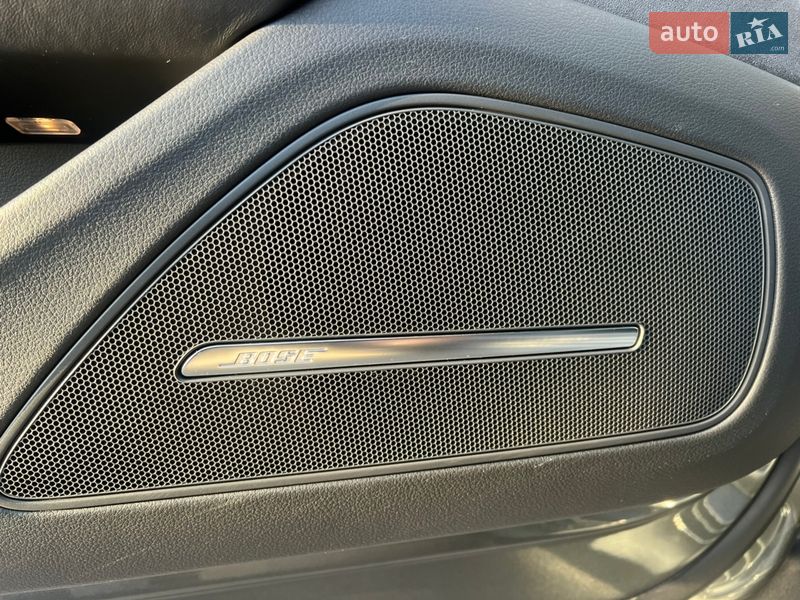 Седан Audi S8 2012 в Киеве фото 17 Седан Audi S8 2012 в Киеве
