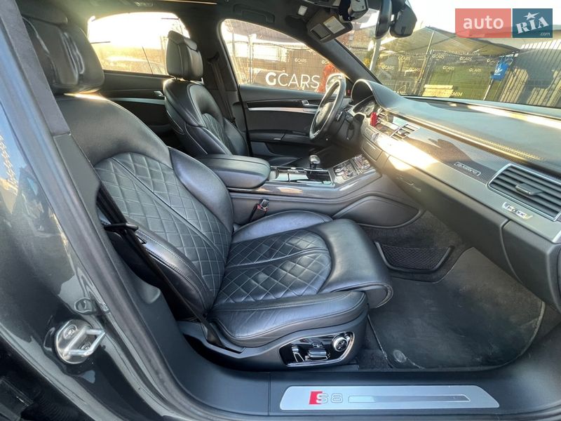 Седан Audi S8 2012 в Киеве фото 38 Седан Audi S8 2012 в Киеве