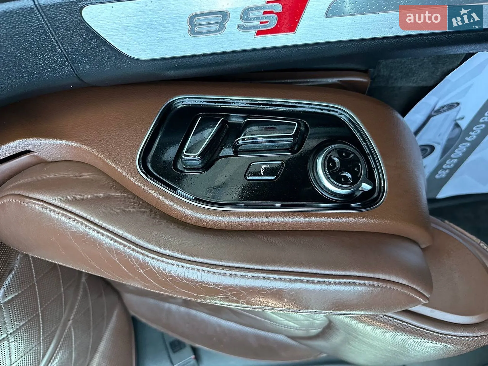 2013 Audi S8 - мініатюра 21