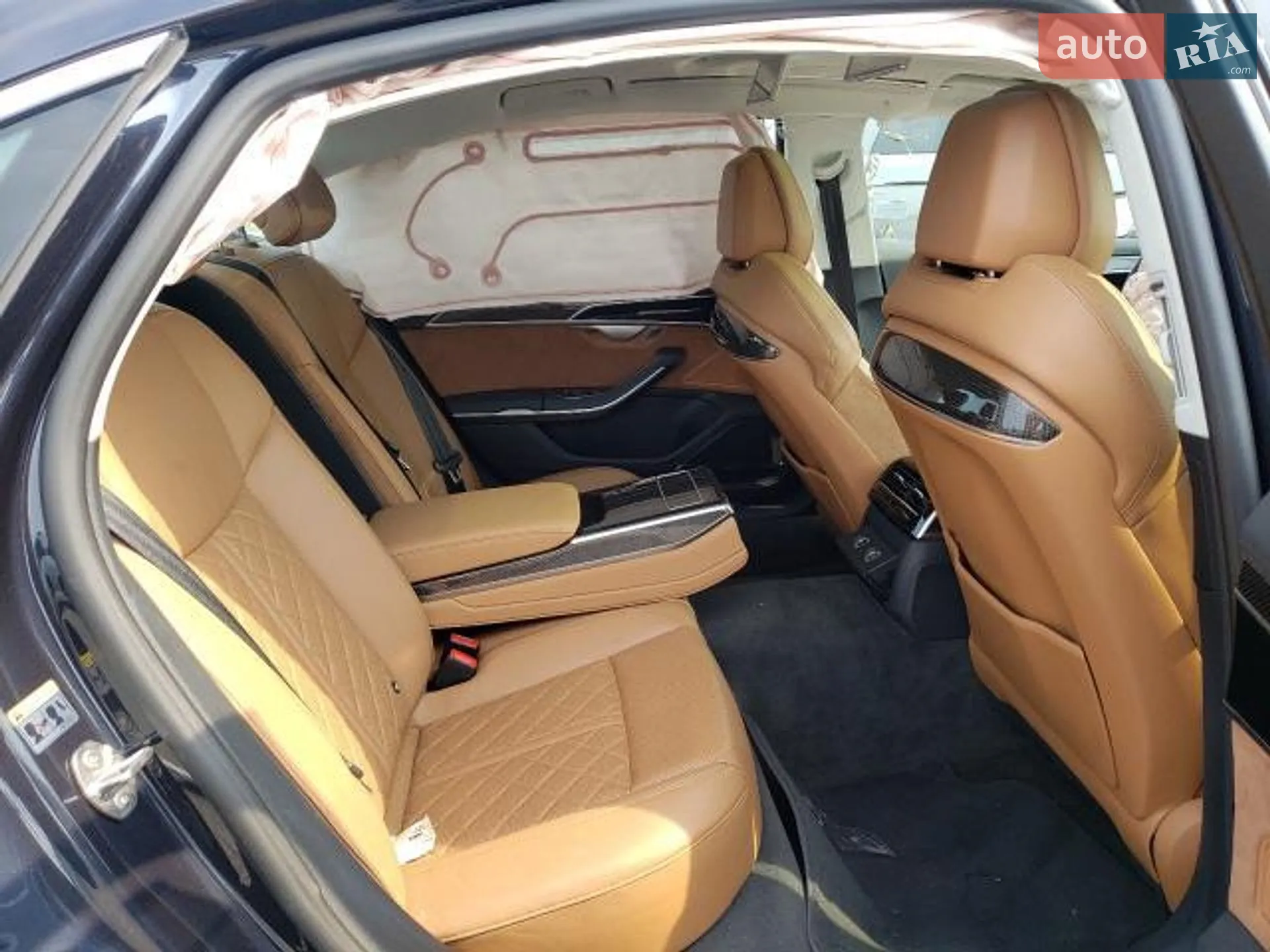 2020 Audi S8 - мініатюра 3