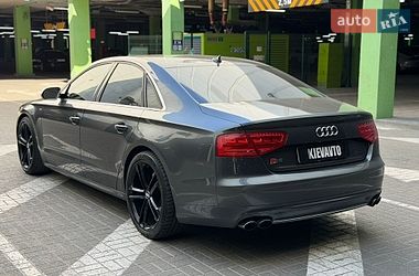 Седан Audi S8 2012 в Киеве