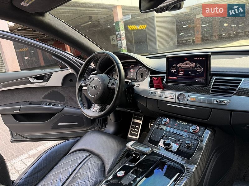 Седан Audi S8 2012 в Киеве