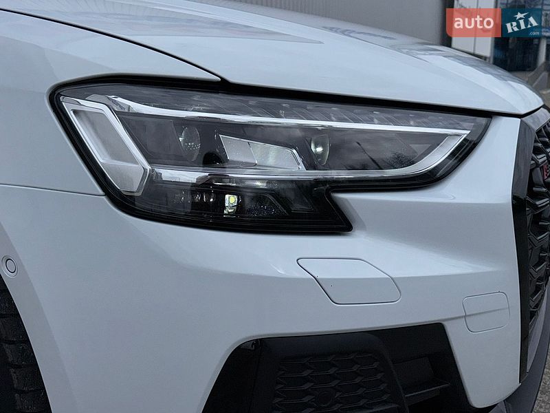 Седан Audi S8 2023 в Черновцах фото 3 Седан Audi S8 2023 в Черновцах