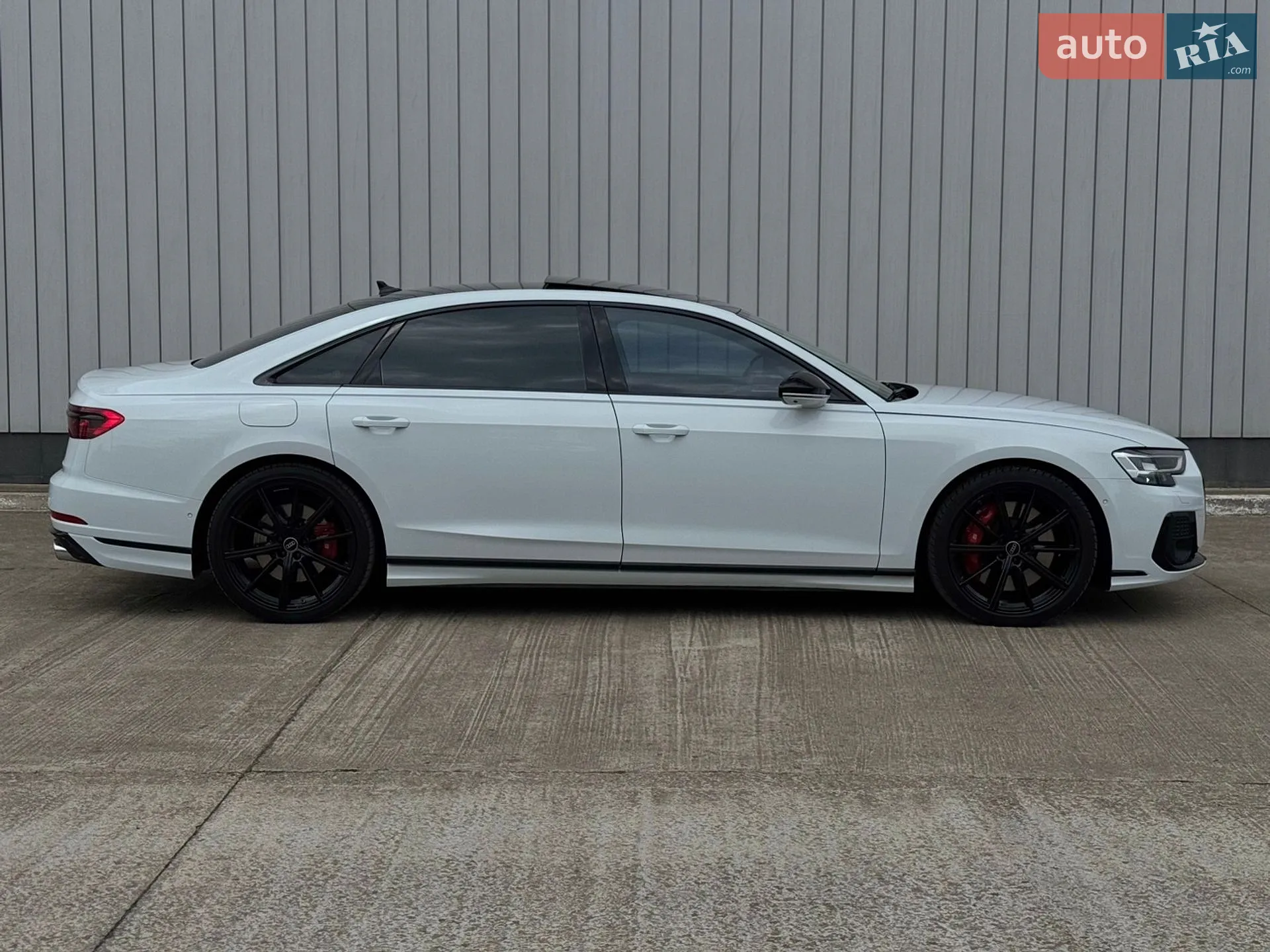 2023 Audi S8 - мініатюра 6