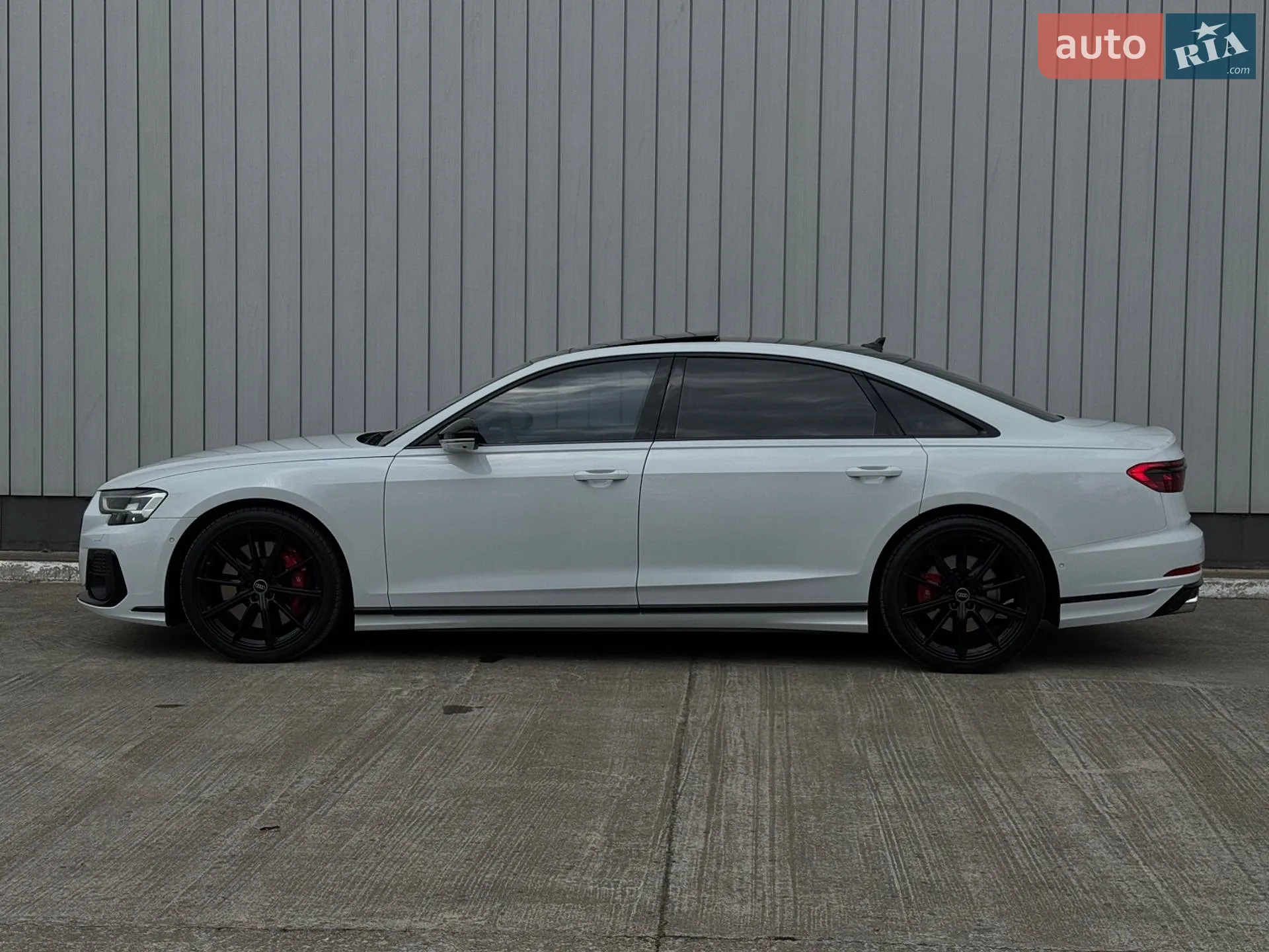 2023 Audi S8 - мініатюра 7