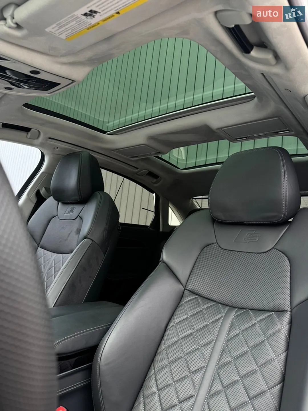 2023 Audi S8 - мініатюра 26