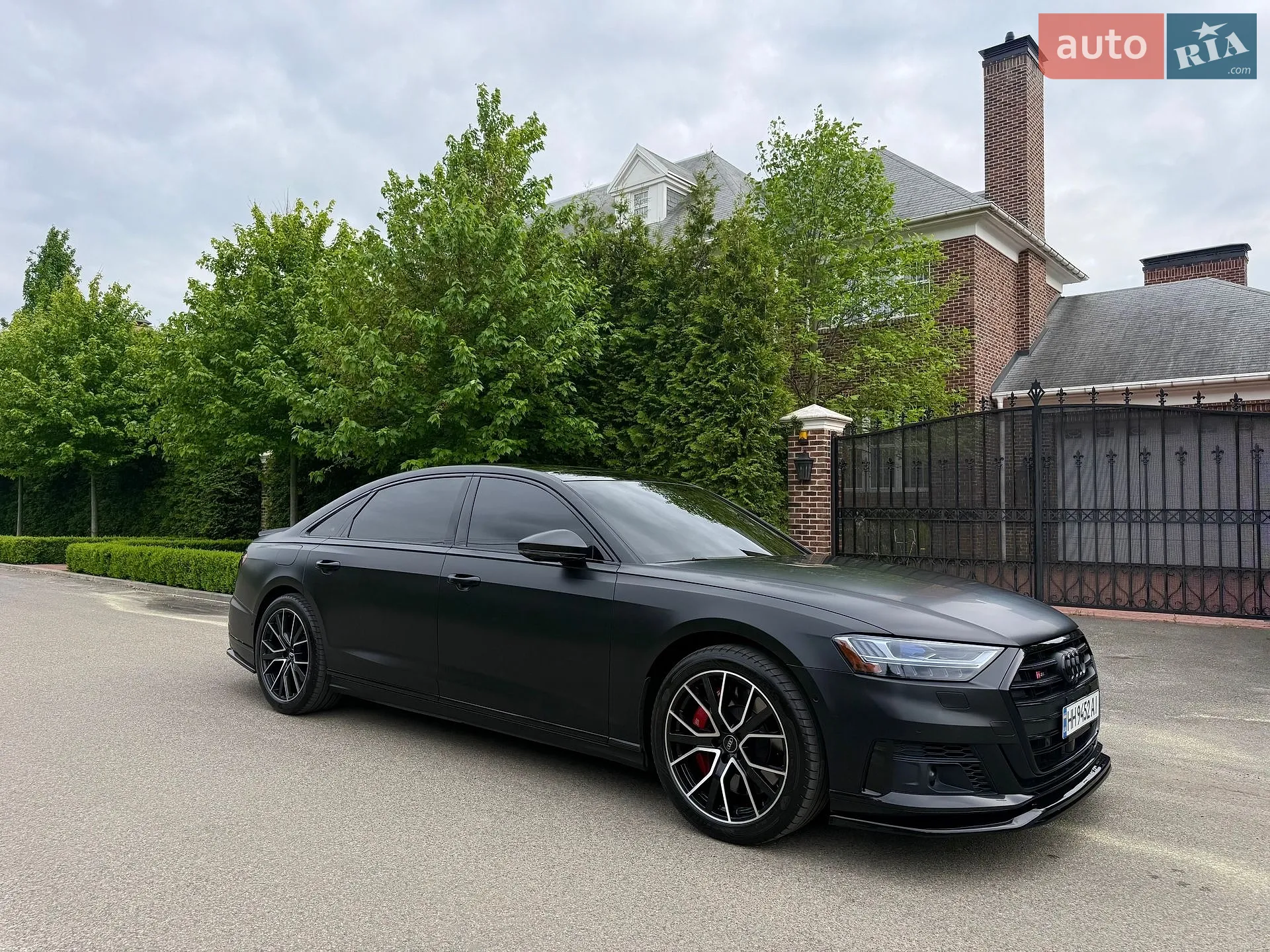 2020 Audi S8 - мініатюра 5