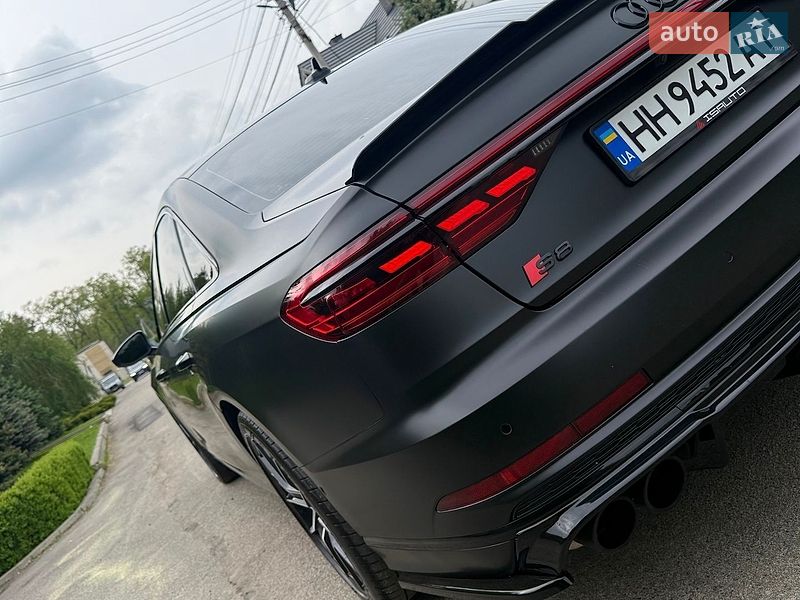 Седан Audi S8 2020 в Києві