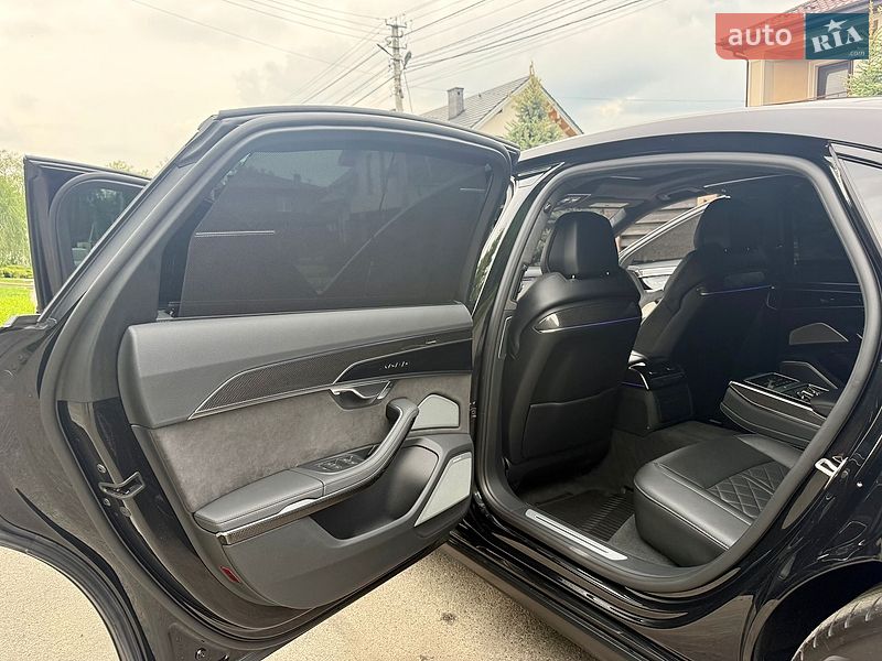 Седан Audi S8 2020 в Києві