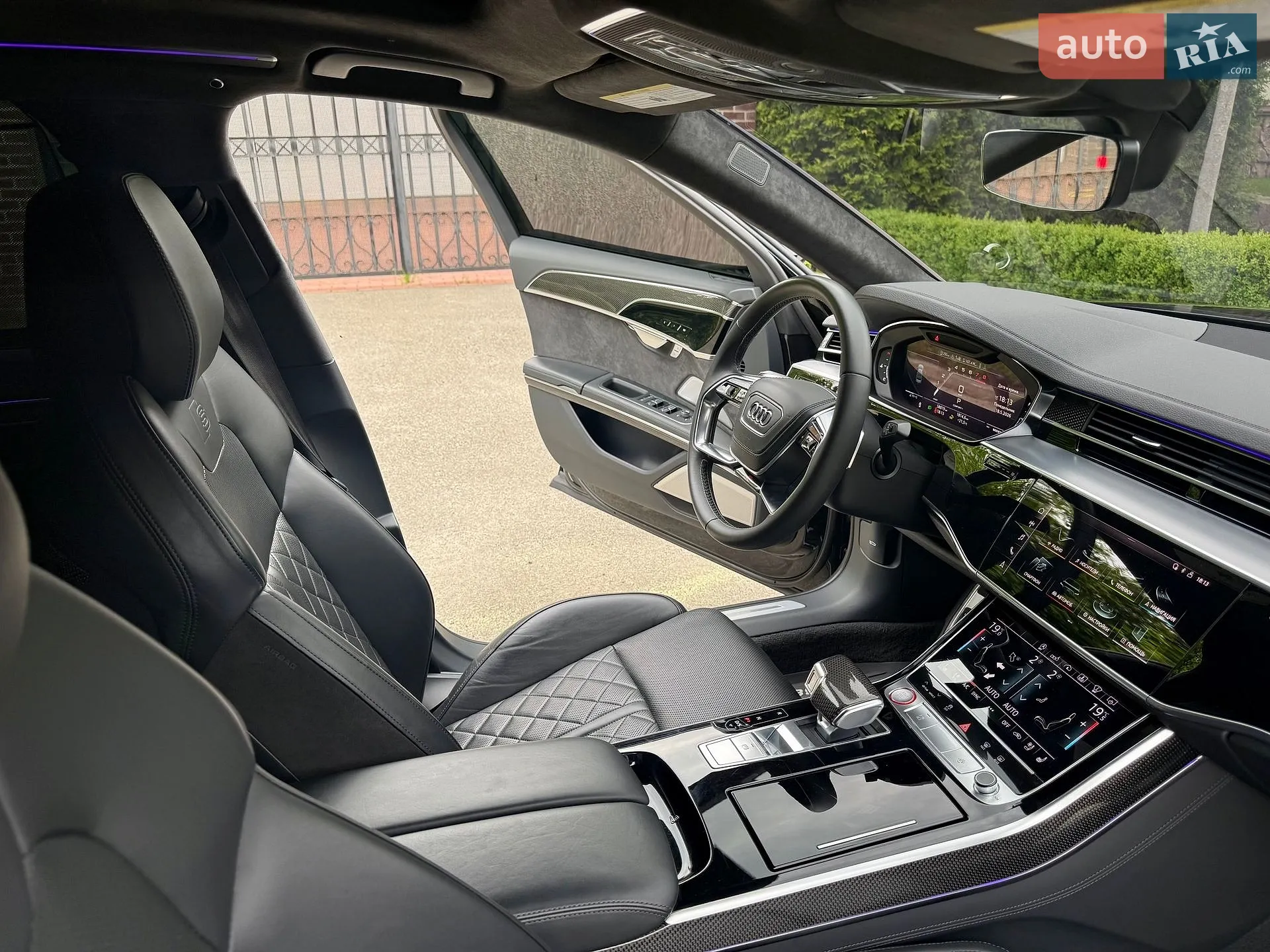 2020 Audi S8 - мініатюра 77