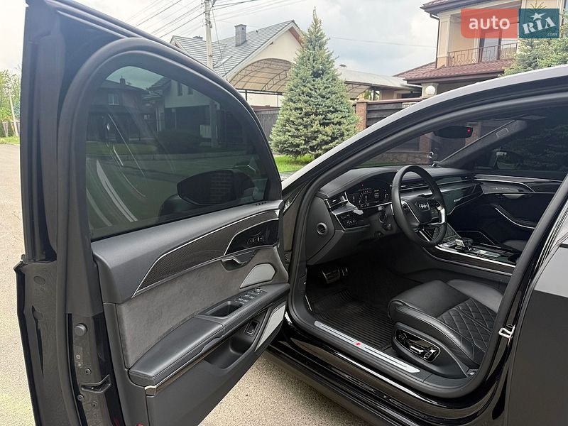 Седан Audi S8 2020 в Києві