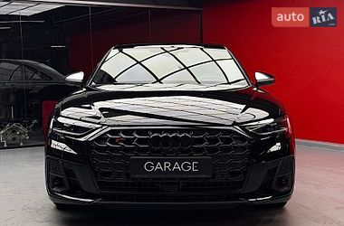 Седан Audi S8 2026 в Киеве