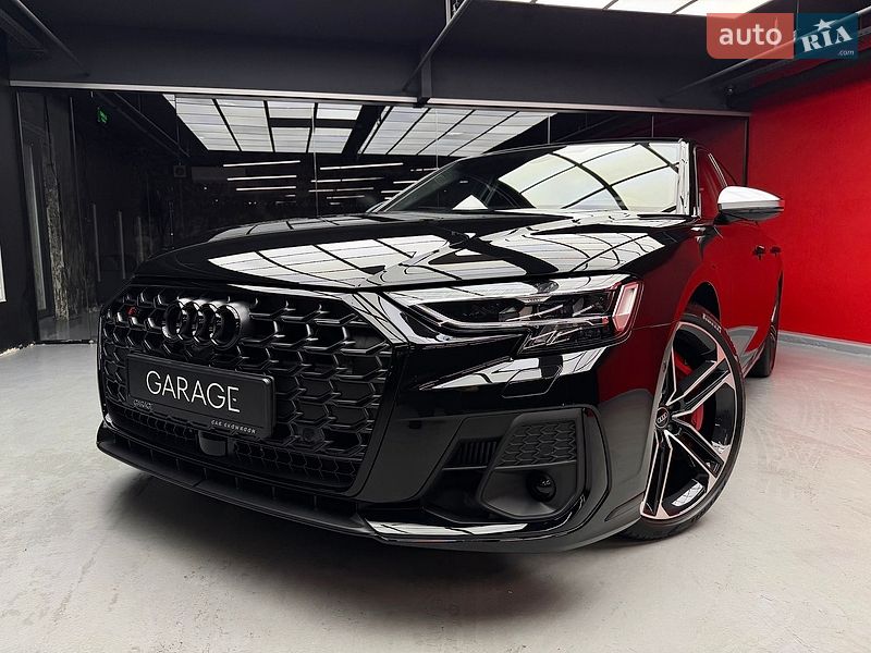 Седан Audi S8 2026 в Киеве