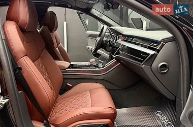 Седан Audi S8 2026 в Киеве