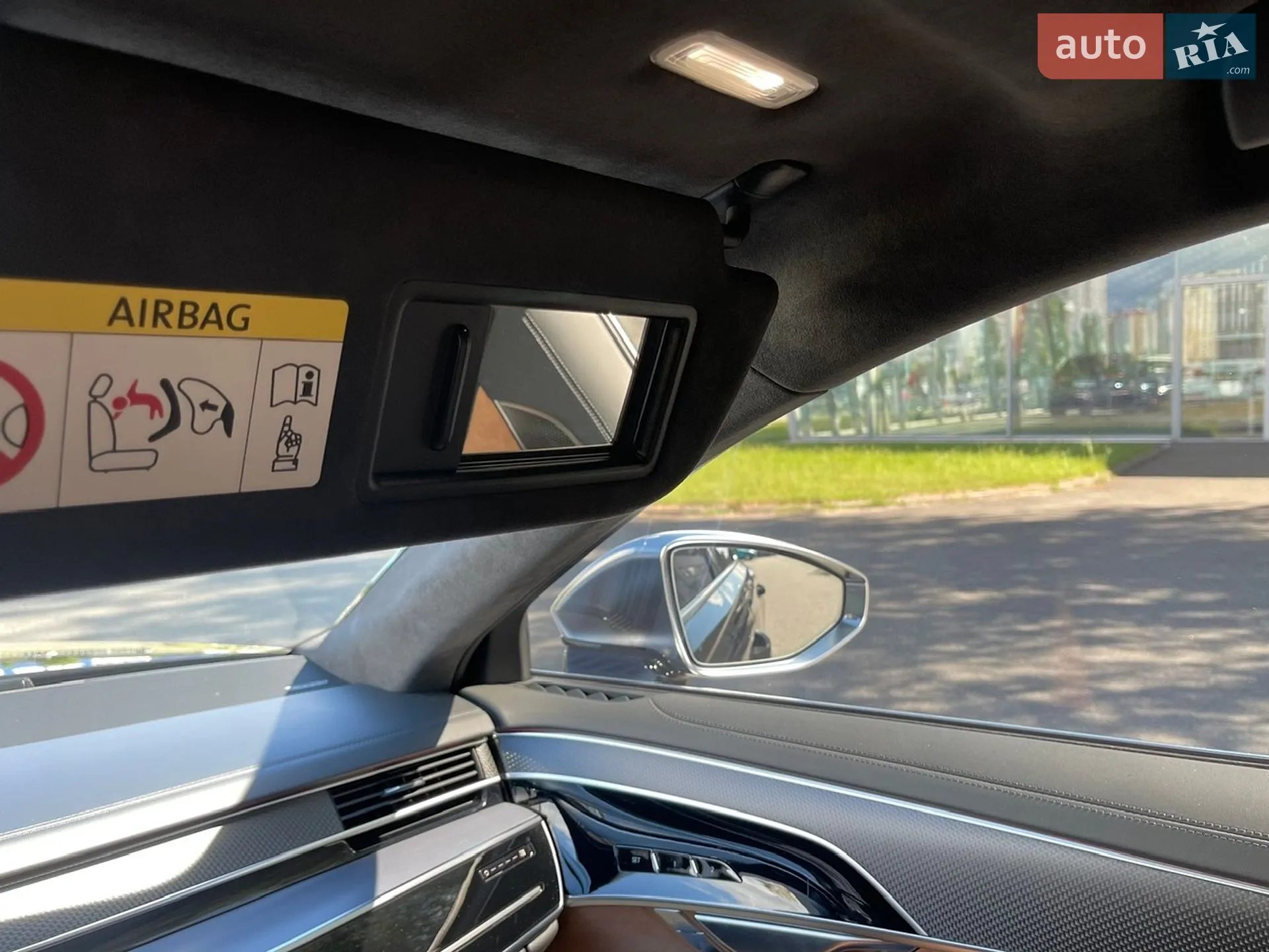 2021 Audi S8 - мініатюра 63