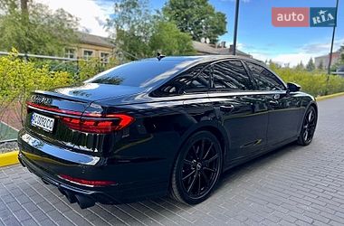 Седан Audi S8 2023 в Днепре