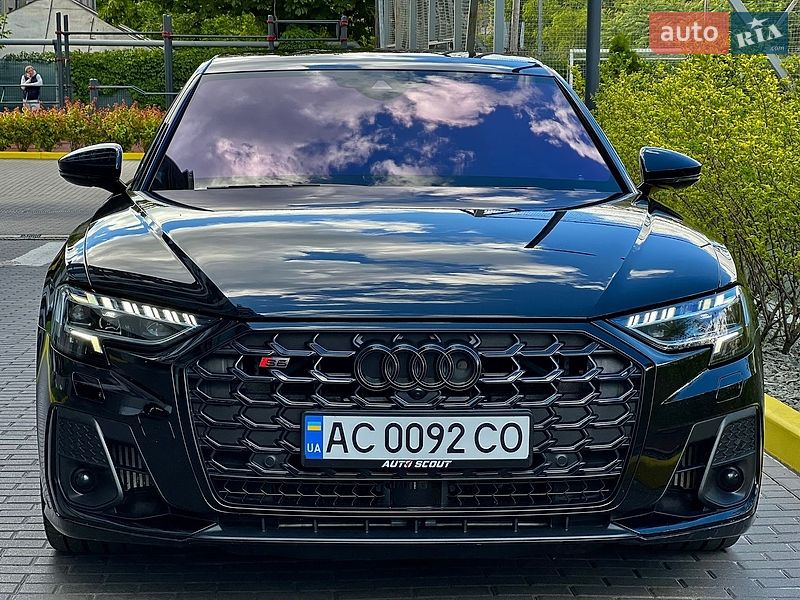 Седан Audi S8 2023 в Днепре