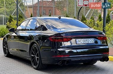 Седан Audi S8 2023 в Днепре