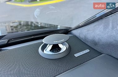 Седан Audi S8 2023 в Днепре