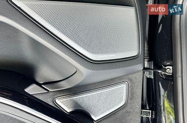 Седан Audi S8 2023 в Днепре