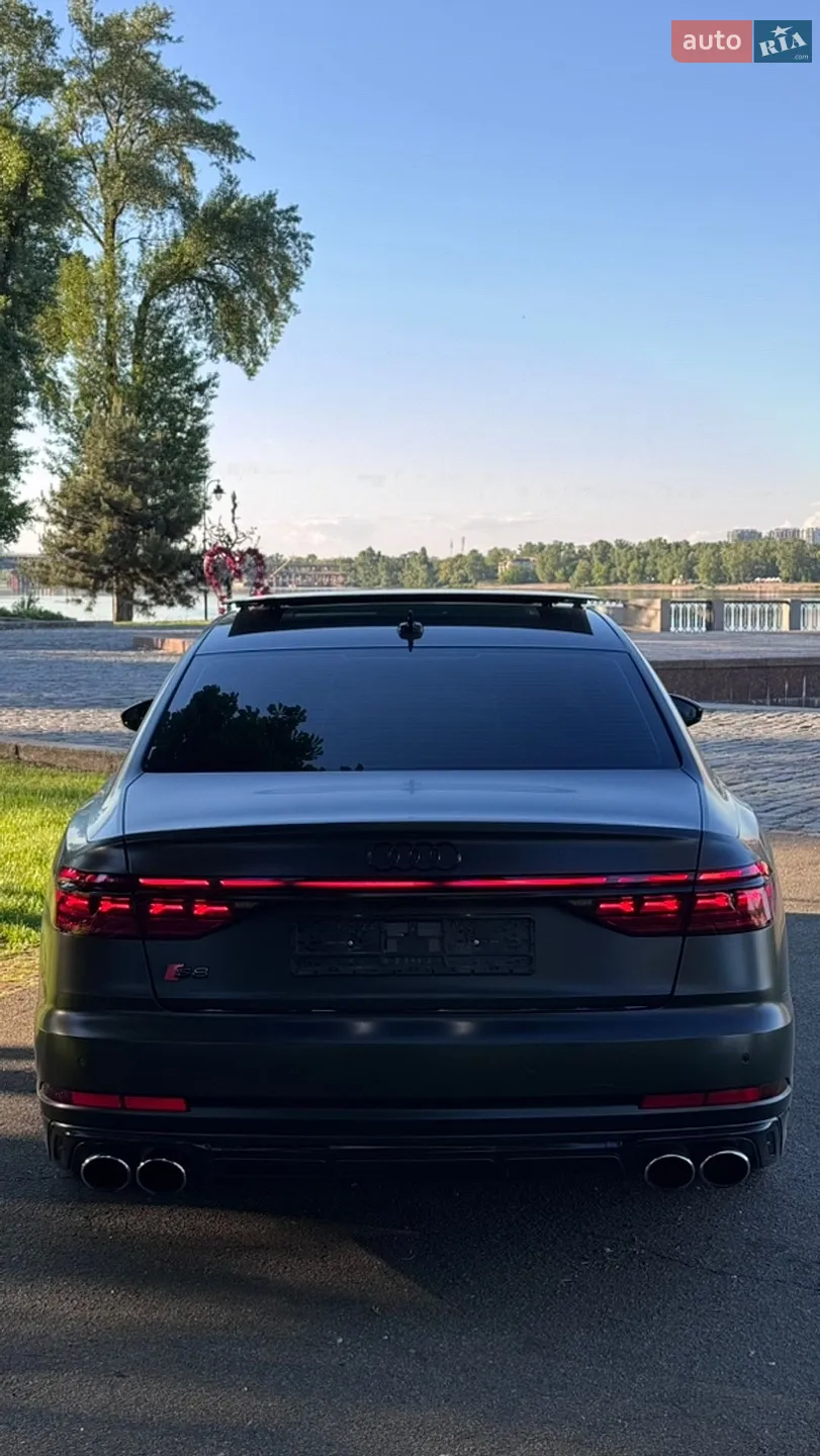 2022 Audi S8 - мініатюра 7