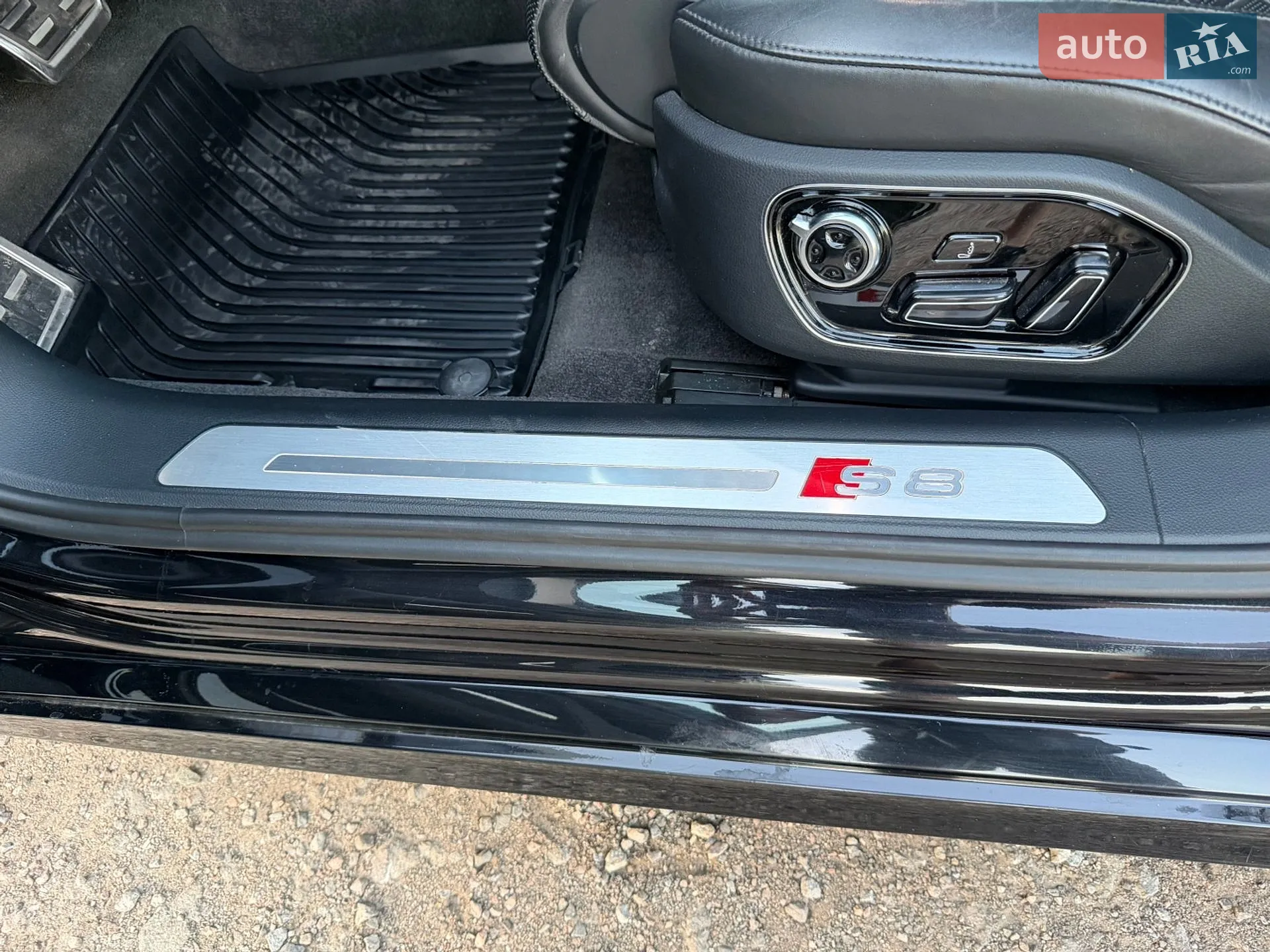 2013 Audi S8 - мініатюра 40
