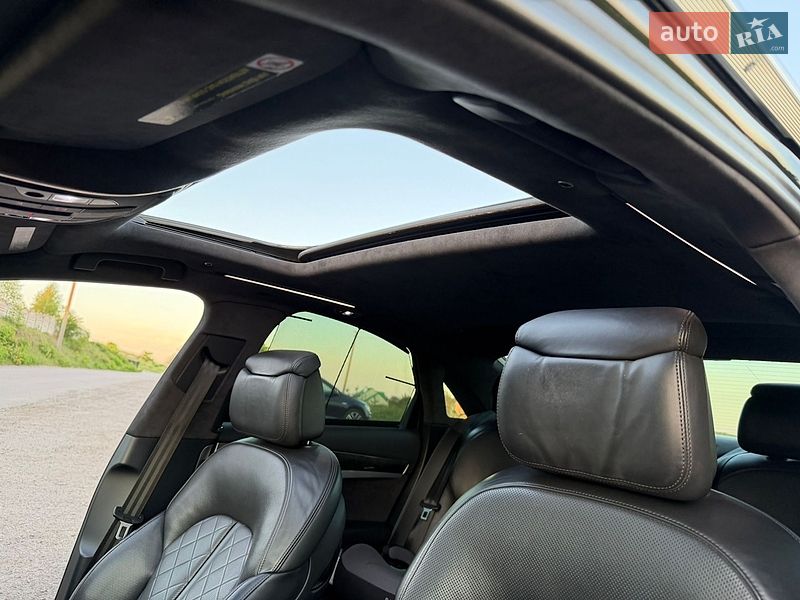 Седан Audi S8 2013 в Рівному