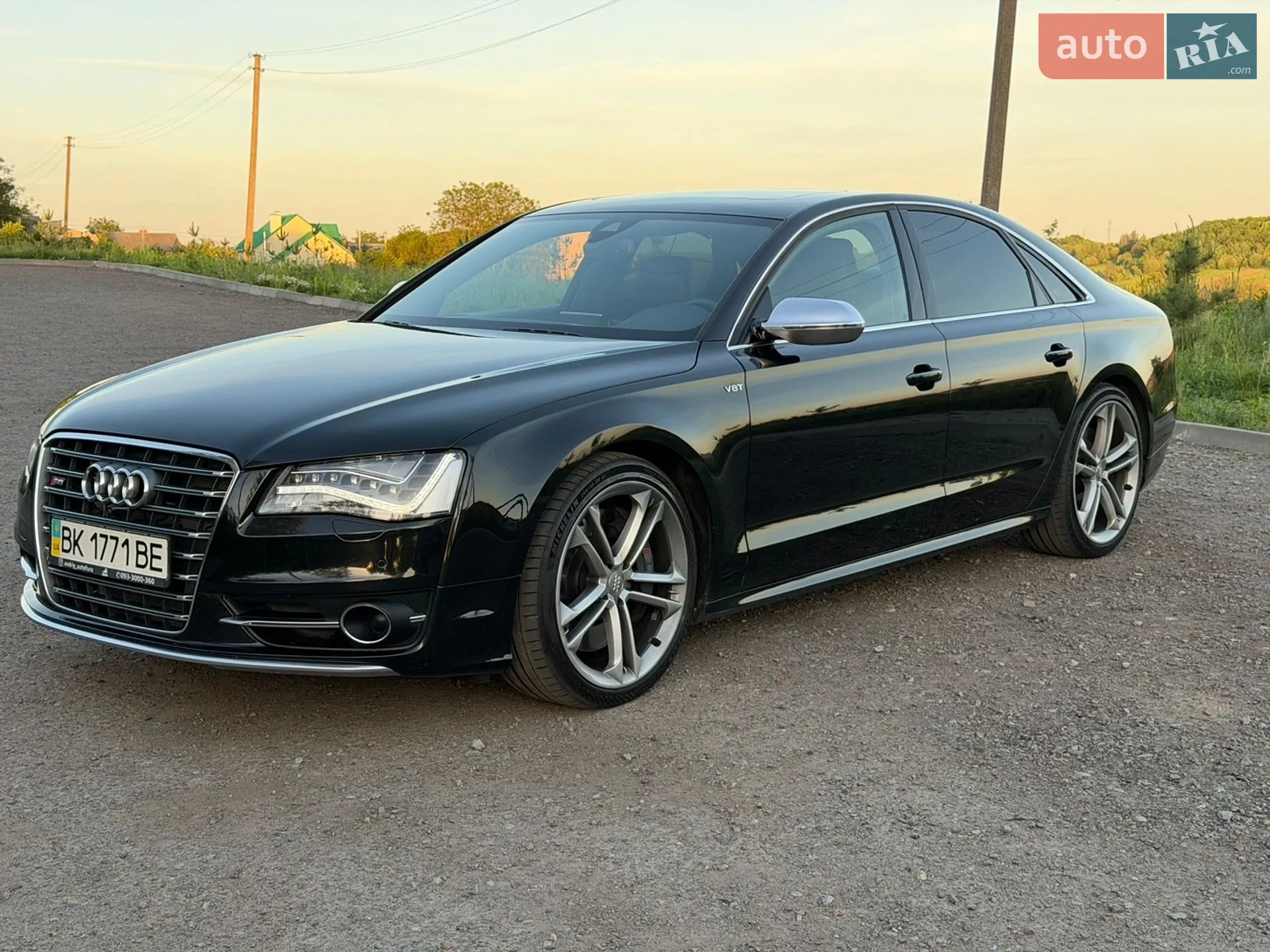 2013 Audi S8 - мініатюра 81