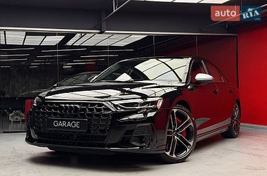 Седан Audi S8 2026 в Киеве