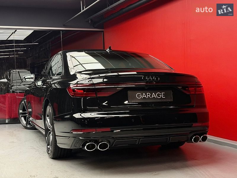 Седан Audi S8 2026 в Киеве фото 21 Седан Audi S8 2026 в Киеве