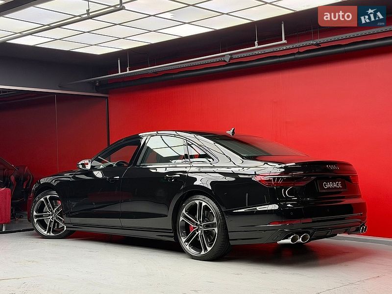 Седан Audi S8 2026 в Киеве фото 23 Седан Audi S8 2026 в Киеве