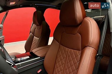 Седан Audi S8 2026 в Киеве фото 28 Седан Audi S8 2026 в Киеве