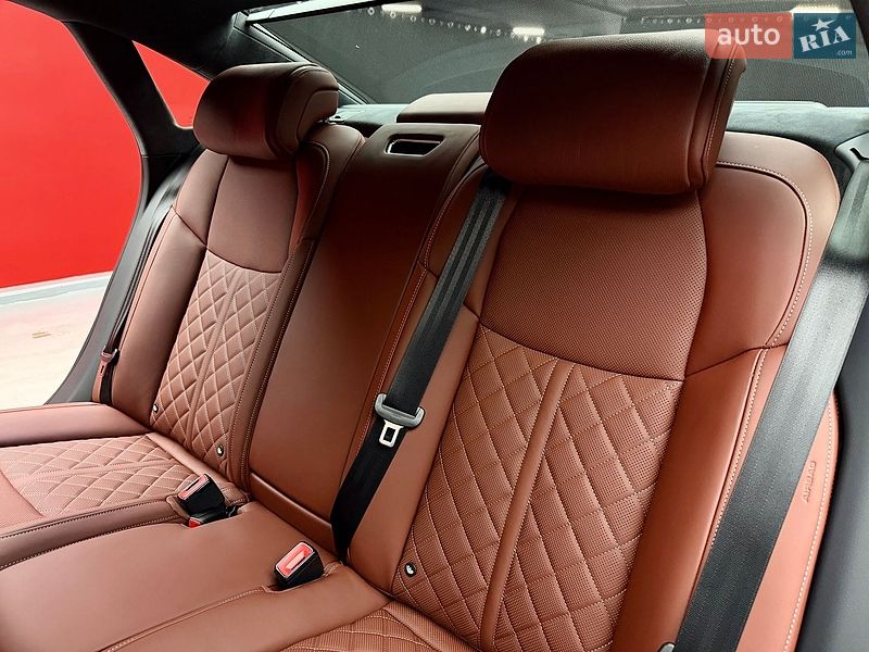 Седан Audi S8 2026 в Киеве фото 39 Седан Audi S8 2026 в Киеве