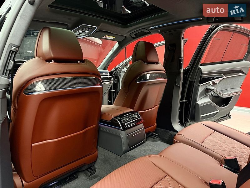 Седан Audi S8 2026 в Киеве фото 41 Седан Audi S8 2026 в Киеве
