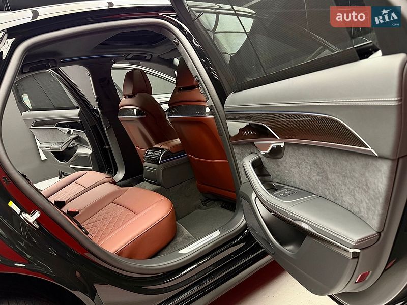Седан Audi S8 2026 в Киеве фото 43 Седан Audi S8 2026 в Киеве