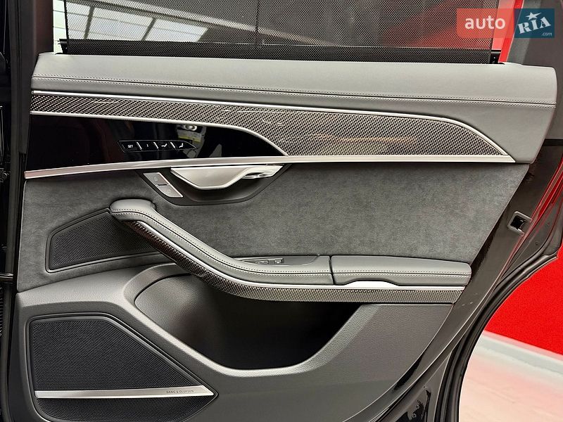 Седан Audi S8 2026 в Киеве фото 44 Седан Audi S8 2026 в Киеве