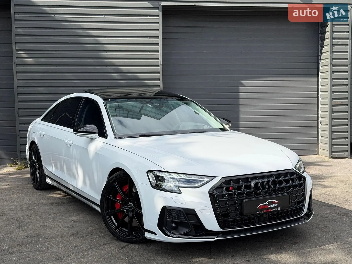 2023 Audi S8 - мініатюра 4