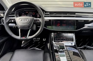 Седан Audi S8 2023 в Киеве