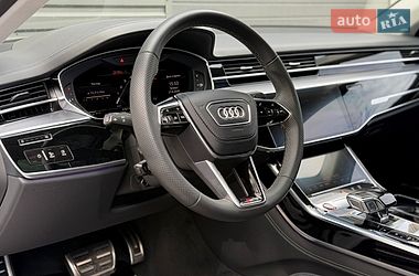 Седан Audi S8 2023 в Киеве